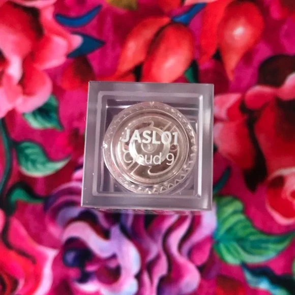 JOAH Air Light Lipstick - Cloude 9 Shade - Picture 4 of 7